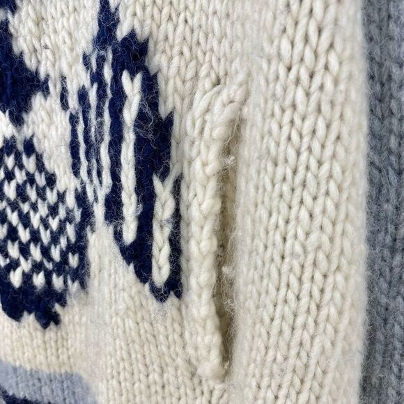 Handmade Unisex 100% Wool Duck Cowichan Pullover Sweater Size L - Picture 5 of 6